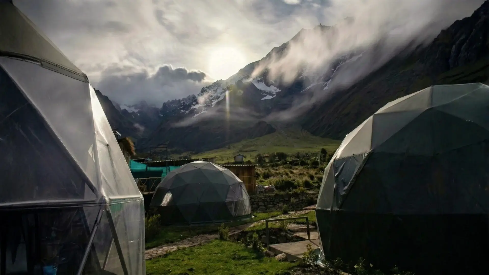 Sky Dome Camps — Transparent domes at Salkantay