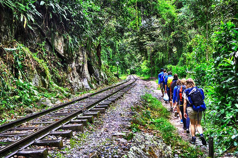 train to machu picchu