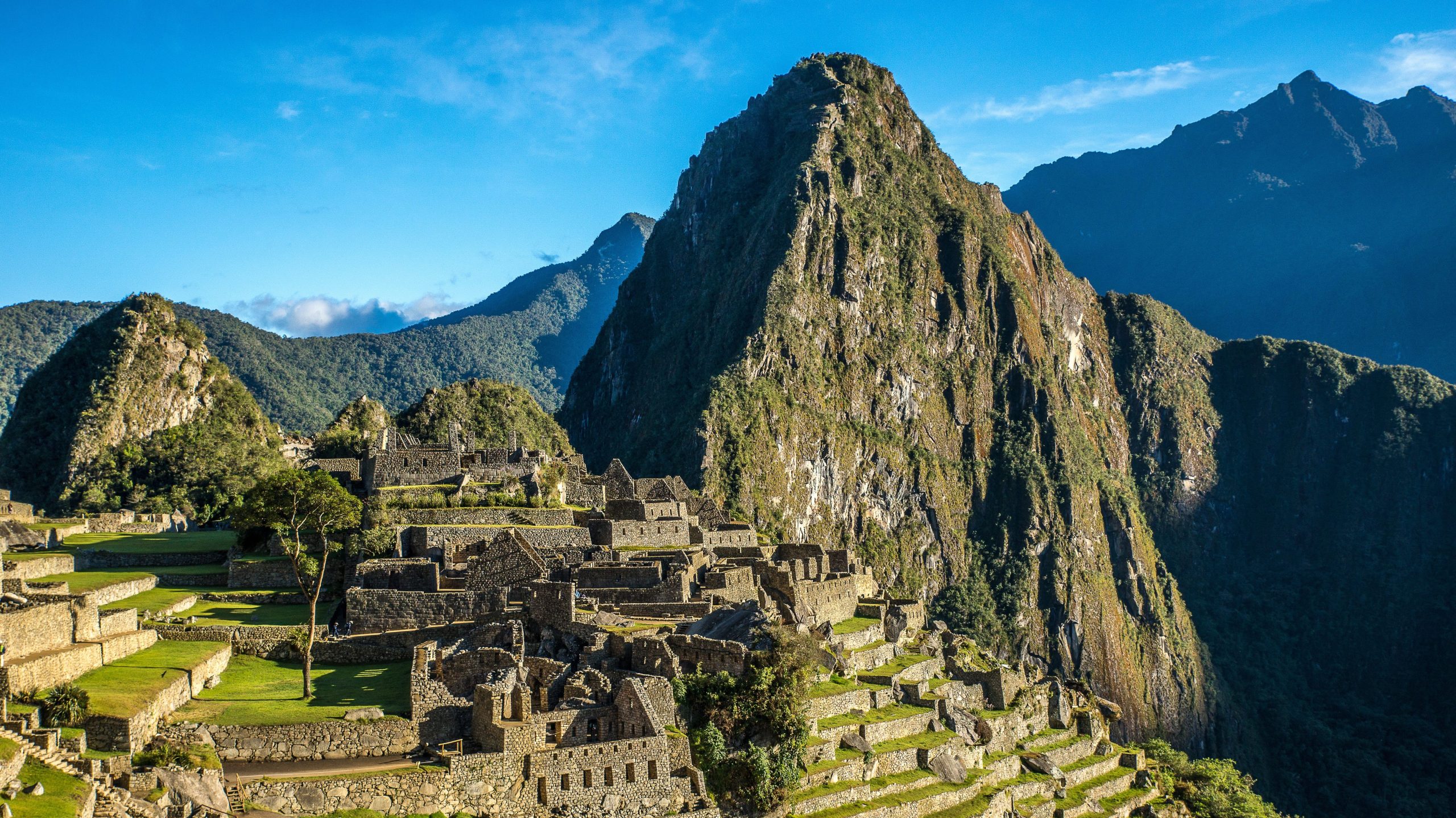 Machu Picchu with Huayna Picchu peak - highlight of the Sacred Valley and Machu Picchu 2 Day Expedition